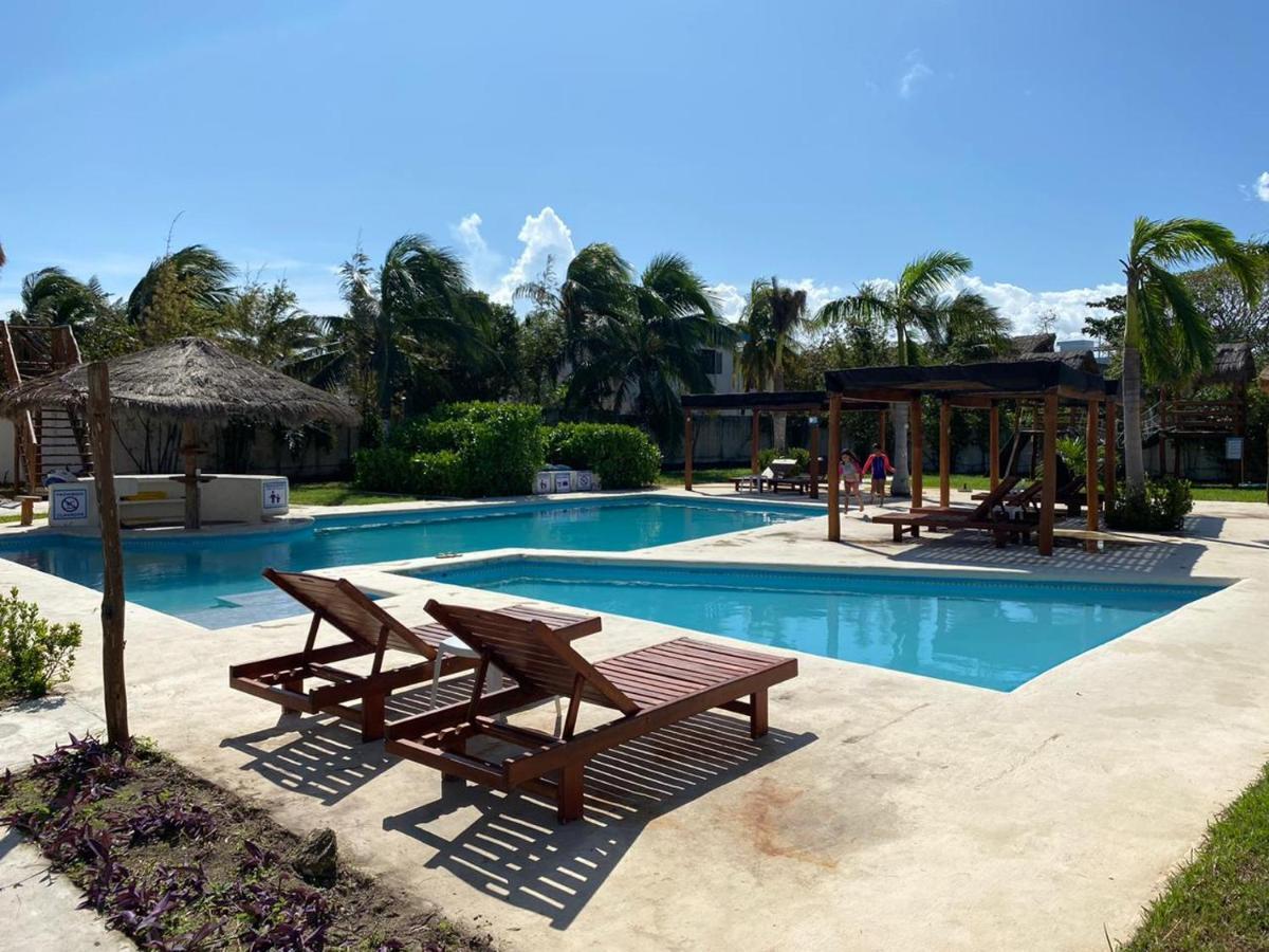 Hotel & Beach Club Ojo De Agua ปัวร์โตโมเรลอส ภายนอก รูปภาพ